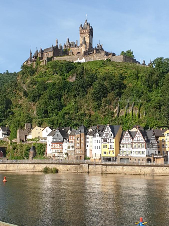 Haus Burgfrieden Cochem Hotel Ngoại thất bức ảnh